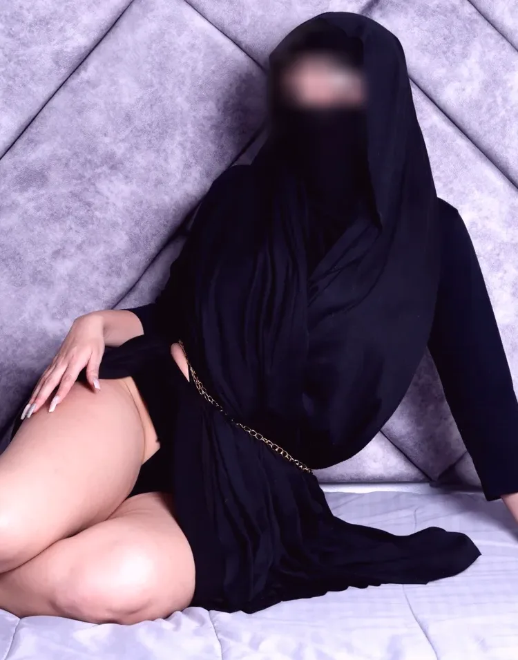 Carina, 24