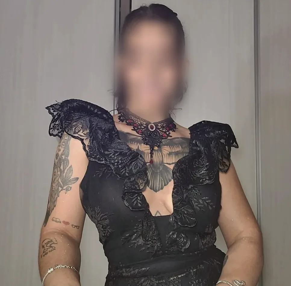 Elsa, 30