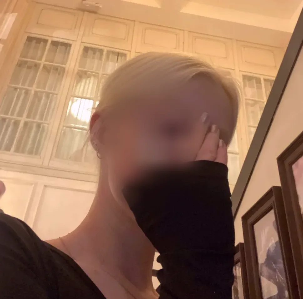 Jeanette, 24