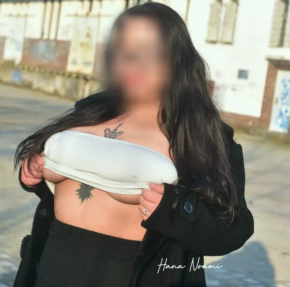 Lejla, 27