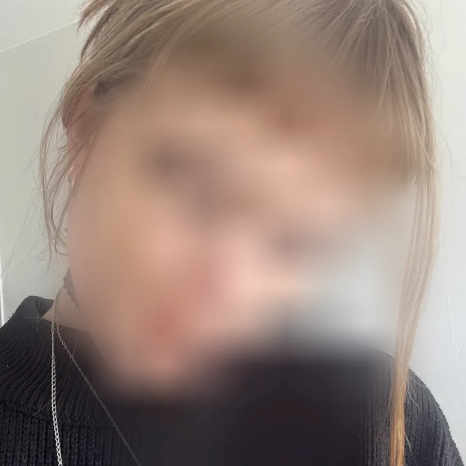 Linda, 19